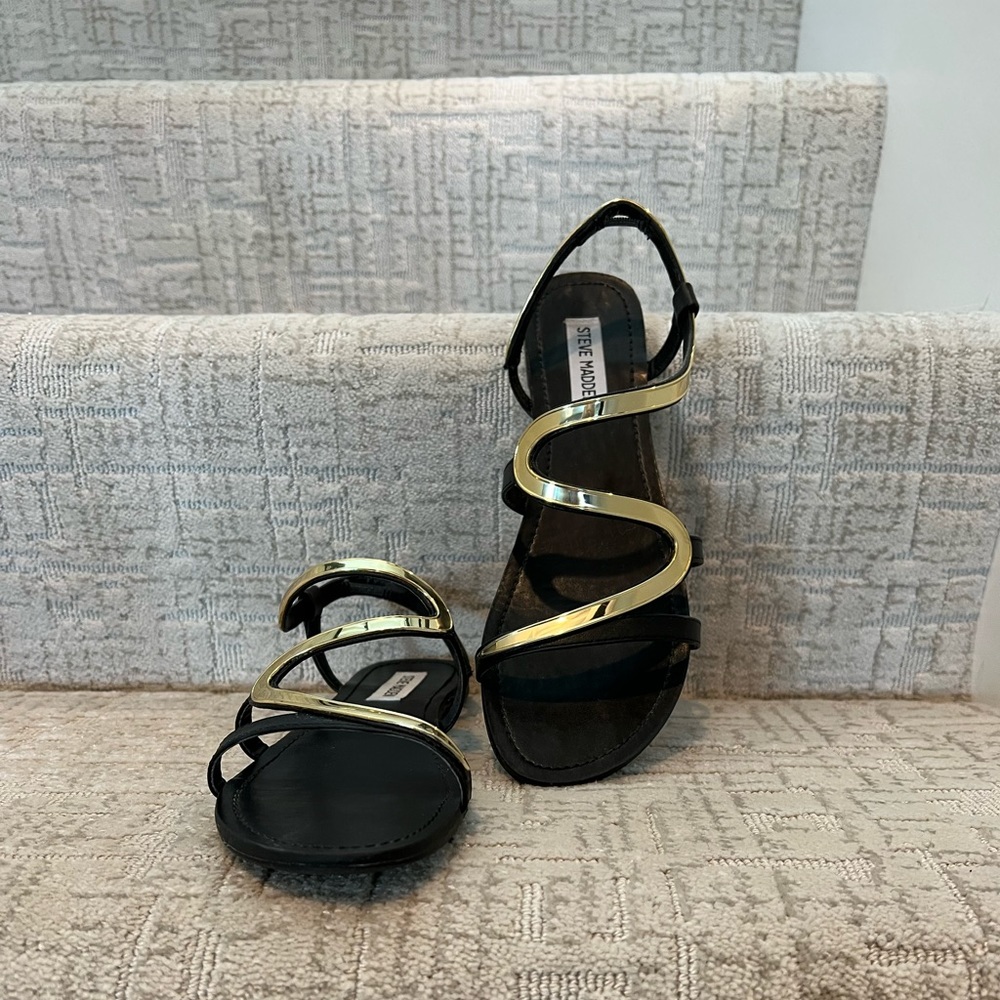 Flat Sandals
